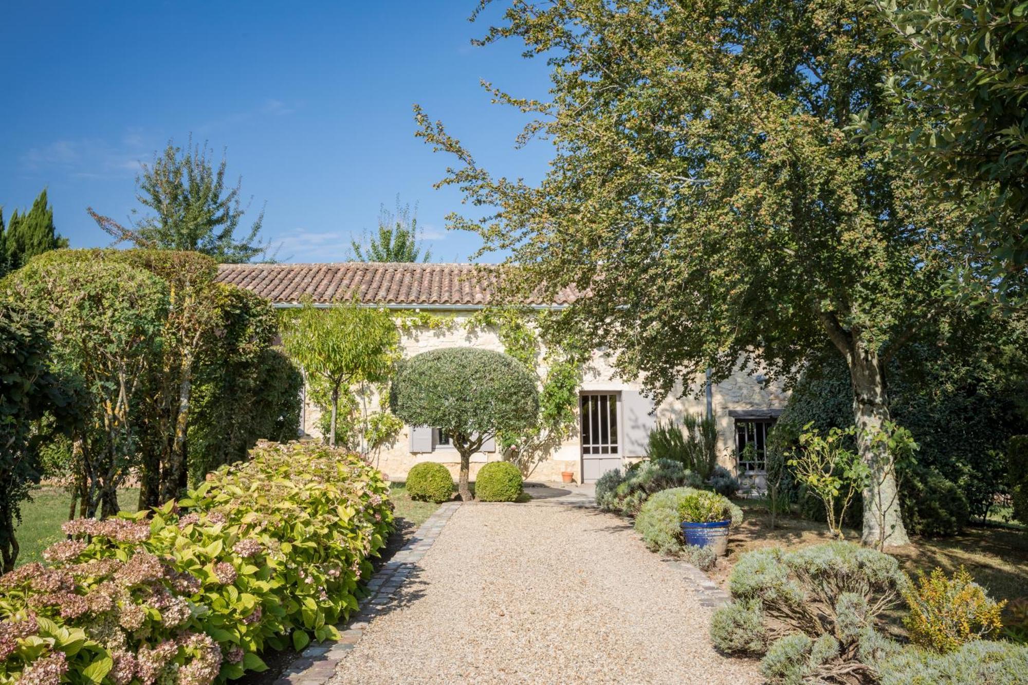 Les Clefs De Troplong Mondot Saint-Émilion Exterior foto